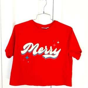 Merry Crop Top size small Christmas holiday tshirt red‎